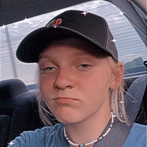 Meet your Posher, Addie